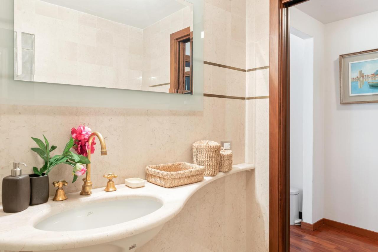 Exclusive Corso Italia Penthouse Apartment Pisa Luaran gambar