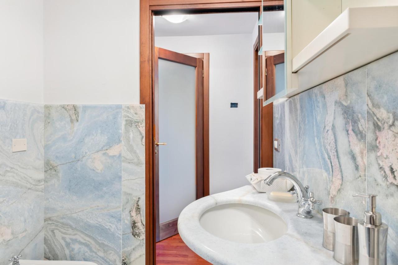 Exclusive Corso Italia Penthouse Apartment Pisa Luaran gambar